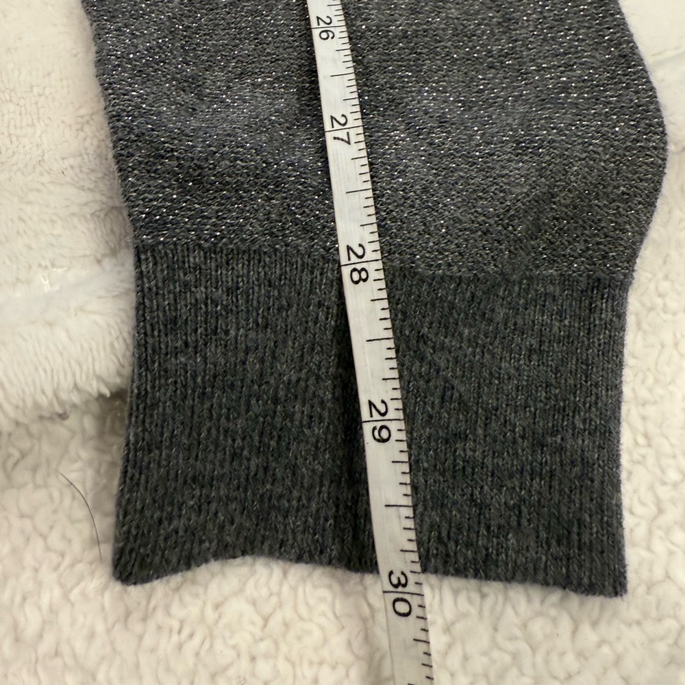 White House Black Market sweater gray bead embellished scoop neck & back SZ XL - Picture 10 of 11
